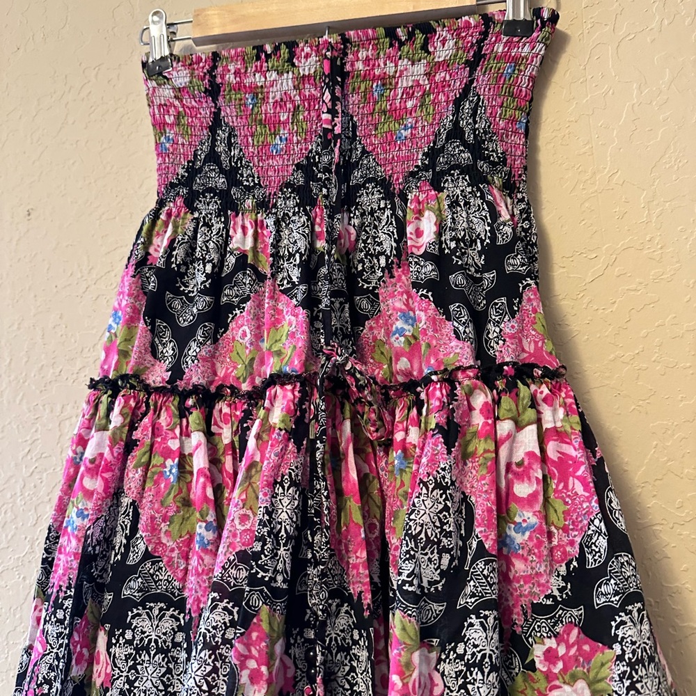 Lapis Anthropologie Dress Tube Strapless
Boho Pink & Black Floral with Laces - Picture 6 of 10